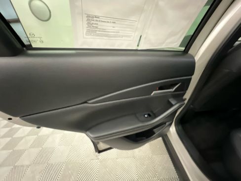 Used 2023 MAZDA CX-30 AWD 2.5 S w/ Select Package image 24