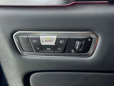 Used 2023 BMW X5 M50i image 10