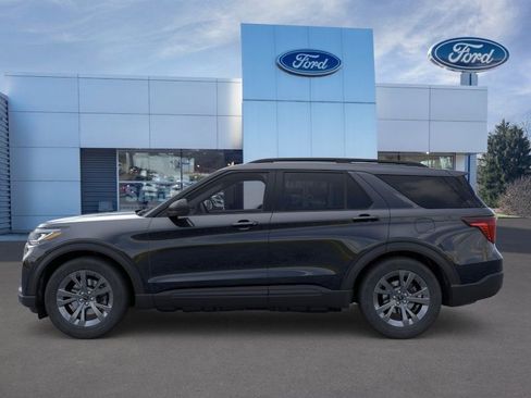 New 2026 Ford Explorer Active w/ Active Comfort Package AWD/4WD image 3