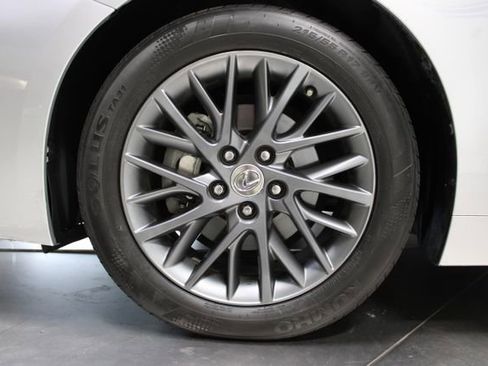 Used 2018 Lexus ES 350 w/ Premier Package FWD image 27