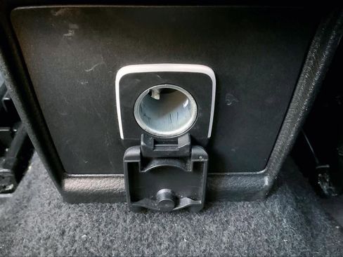 Used 2024 Jeep Compass Latitude image 33