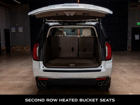 Used 2022 GMC Yukon XL Denali w/ Max Trailering Package image 8