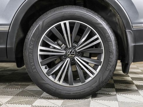 Used 2024 Volkswagen Tiguan Wolfsburg Edition image 19