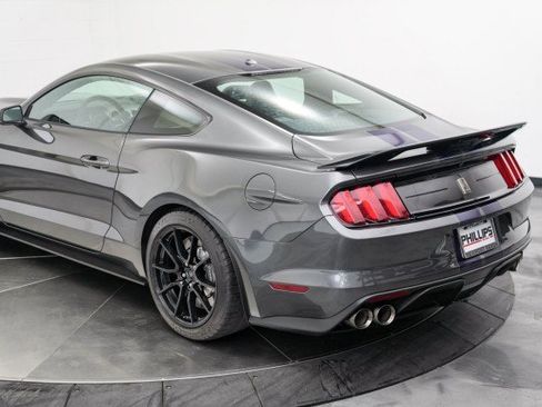 Used 2019 Ford Mustang Shelby GT350 w/ Technology Package image 10