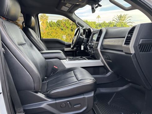 Used 2021 Ford F250 Lariat w/ Lariat Value Package AWD/4WD image 30