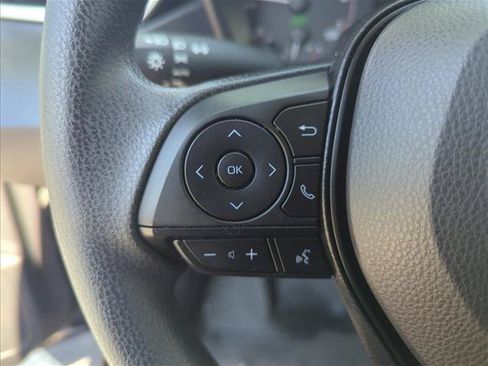 Used 2025 Toyota Corolla LE FWD image 14