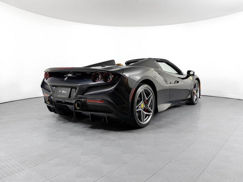 Certified 2023 Ferrari F8 Tributo image 6