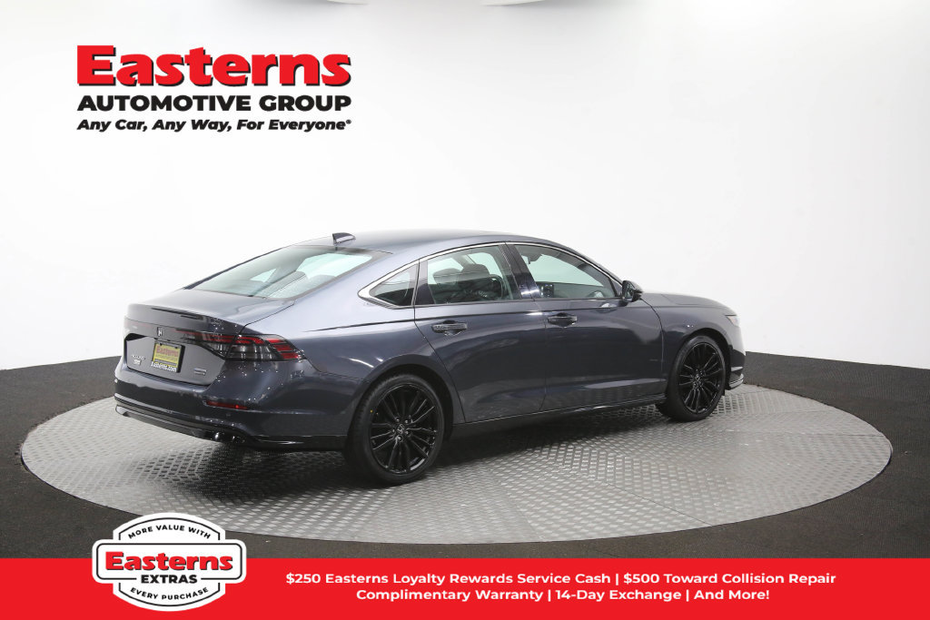 Used 2023 Honda Accord Touring image 45