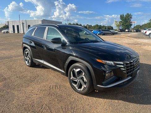 Used 2022 Hyundai Tucson SEL w/ Convenience + Premium Package FWD image 5