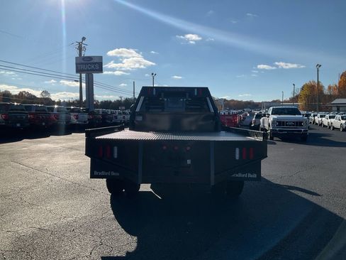 New 2026 Ford F350 XL w/ XL Chrome Package AWD/4WD image 6