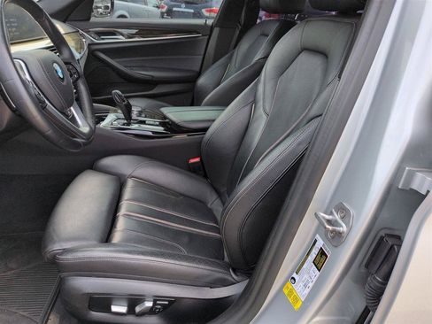 Used 2018 BMW 530i RWD image 15