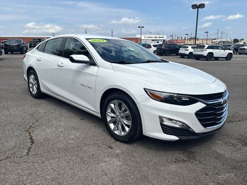 Used 2023 Chevrolet Malibu LT FWD image 3