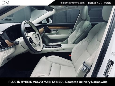 Used 2019 Volvo S90 T8 Inscription w/ Advanced Package AWD/4WD image 18
