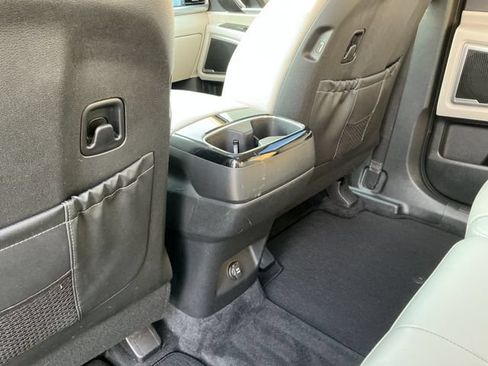Used 2020 Kia Telluride S w/ S 8 Passenger Seating Package FWD image 27