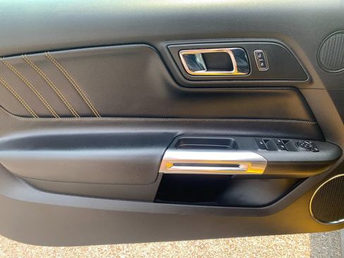 Used 2016 Ford Mustang Premium w/ Pony Package RWD image 12