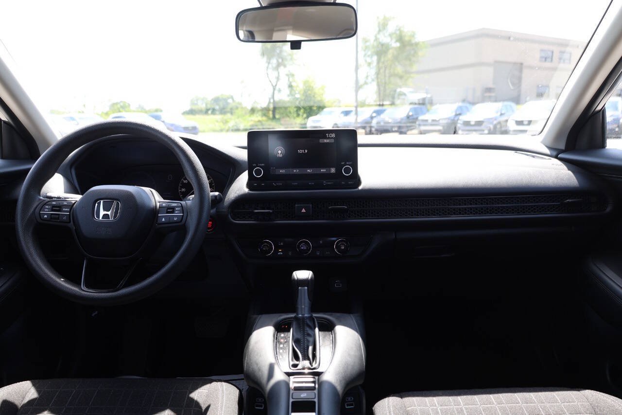 Used 2023 Honda HR-V LX image 14