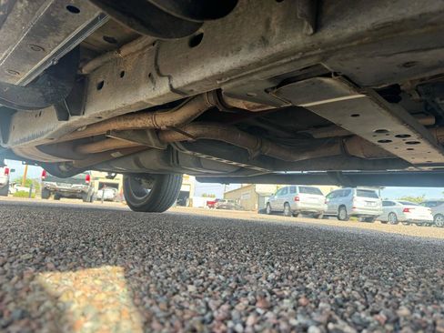 Used 2015 Nissan Titan SV w/ SV Value Truck Package image 63