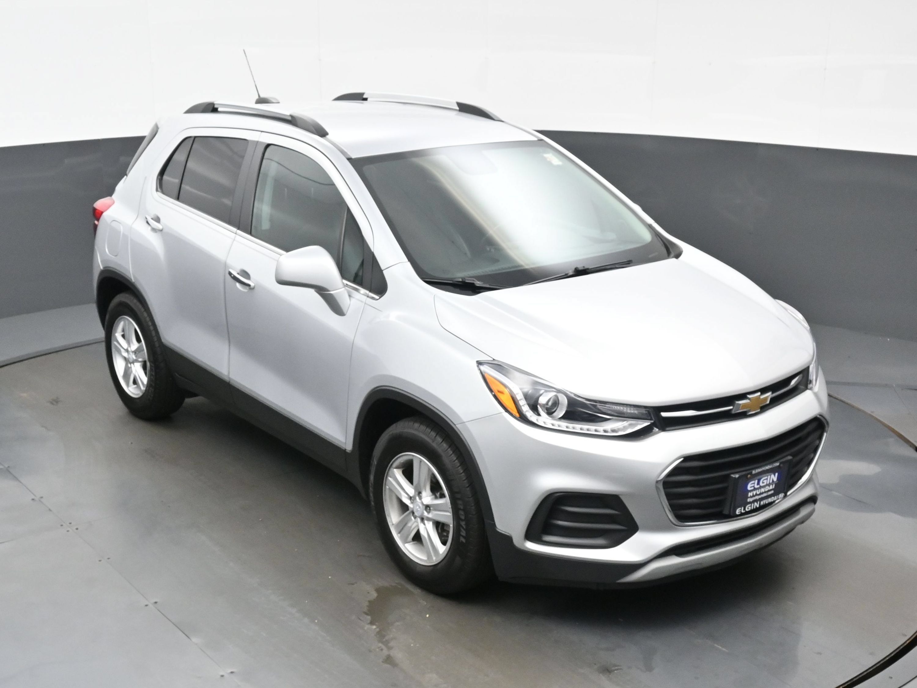 Used 2018 Chevrolet Trax LT w/ Driver Confidence Package FWD image 39