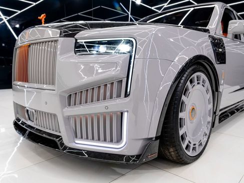 Used 2026 Rolls-Royce Cullinan AWD/4WD image 9