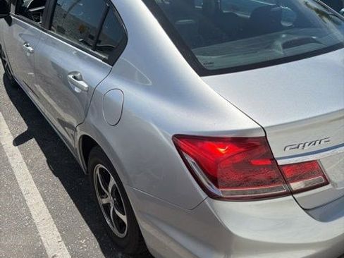Used 2015 Honda Civic SE image 5
