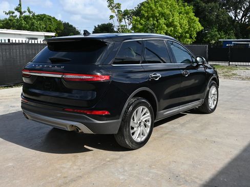 Used 2020 Lincoln Corsair FWD image 3