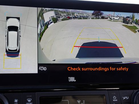 Certified 2025 Toyota Grand Highlander AWD image 46