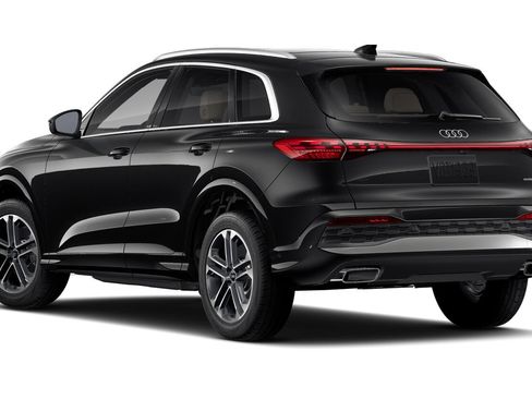 Certified 2025 Audi Q5 Premium w/ Convenience Package AWD/4WD image 2