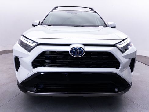 Used 2024 Toyota RAV4 SE w/ Weather Package AWD/4WD image 13