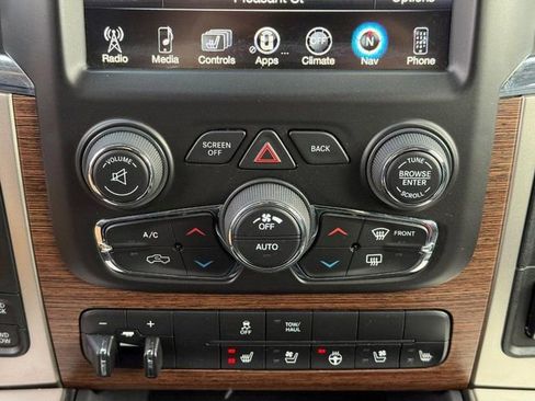 Used 2016 RAM 1500 Laramie w/ Convenience Group image 25