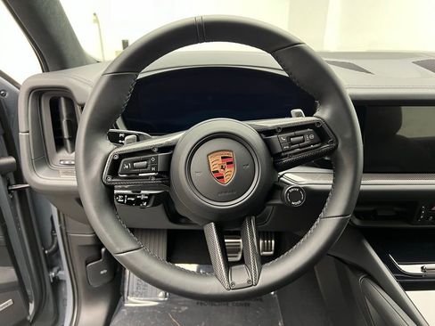 New 2026 Porsche Cayenne GTS image 7
