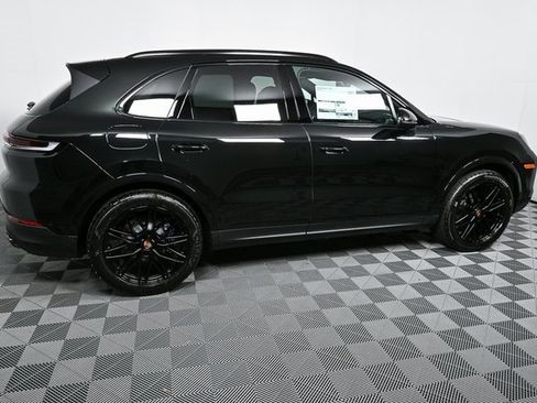 New 2025 Porsche Cayenne image 26