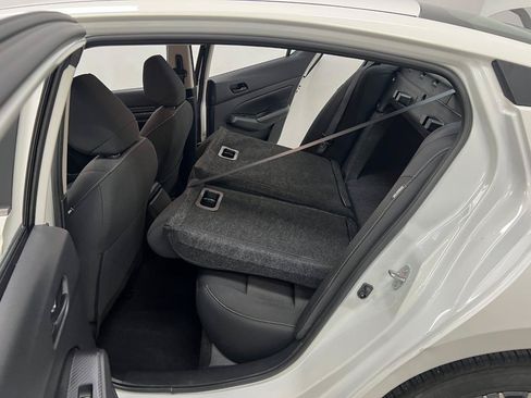 Used 2025 Nissan Altima 2.5 SV FWD image 25