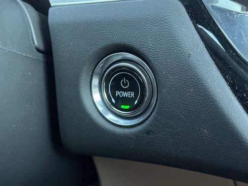 Certified 2025 Cadillac Lyriq Luxury w/ Nappa Leather Package image 30