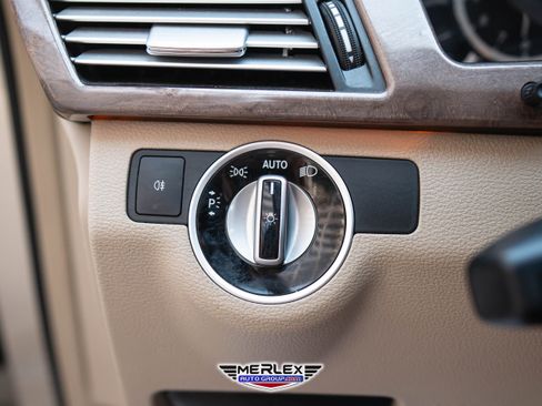 Used 2012 Mercedes-Benz E 350 4MATIC Sedan image 35