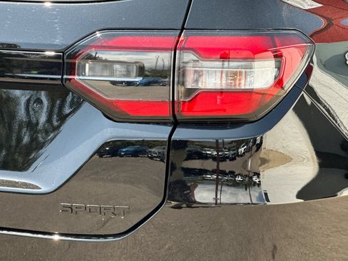 Used 2025 Honda Pilot Sport image 30
