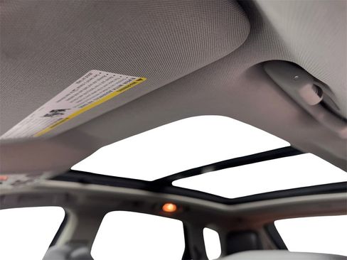 Used 2015 Cadillac SRX Luxury w/ Driver Awareness Package image 70