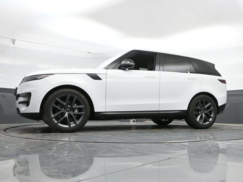 Used 2024 Land Rover Range Rover Sport SE AWD/4WD image 45