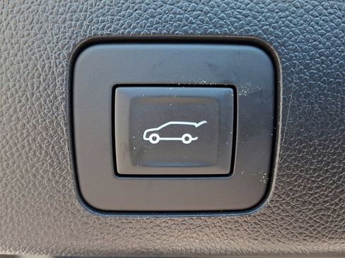 Used 2025 Buick Encore GX Avenir w/ Avenir Convenience Package AWD/4WD image 31