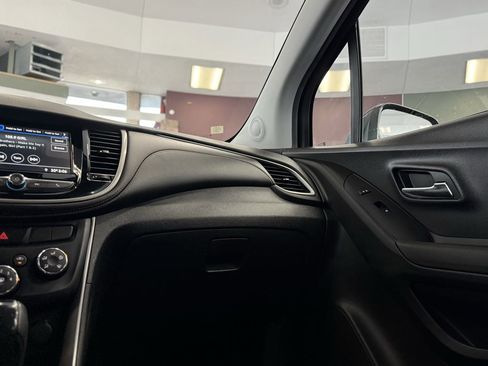 Used 2019 Chevrolet Trax LS w/ Tint and Cruise Package image 32