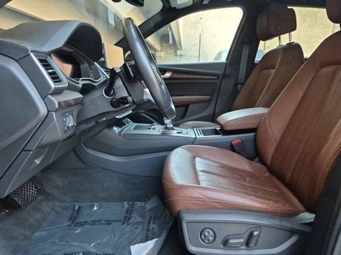 Used 2018 Audi Q5 2.0T Premium Plus w/ Premium Plus Package AWD/4WD image 9