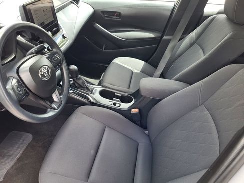 Used 2024 Toyota Corolla LE FWD image 17
