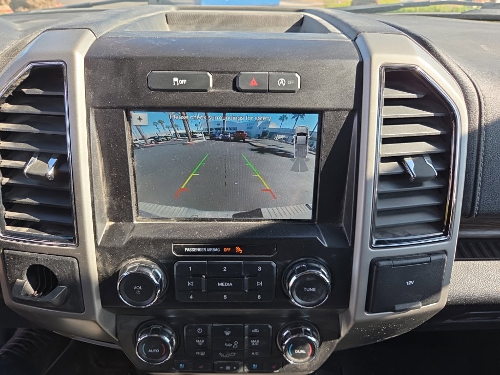 Used 2019 Ford F150 Lariat RWD image 5