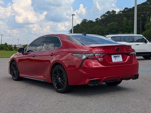 Used 2024 Toyota Camry XSE FWD image 3