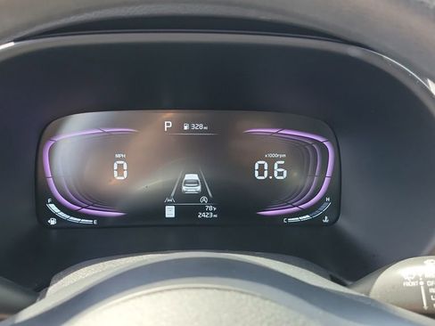 Used 2025 Kia Soul LX w/ LX Technology Package FWD image 27