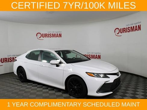 Used 2022 Toyota Camry LE FWD image 11