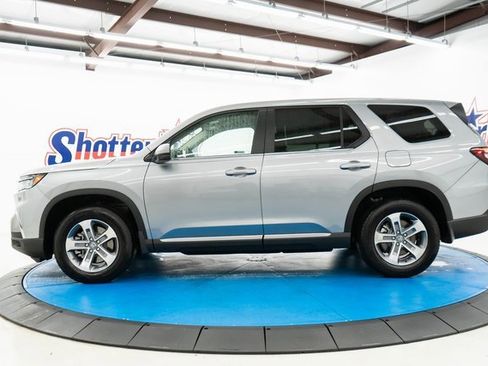 New 2025 Honda Pilot EX-L image 5