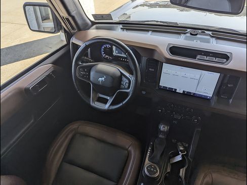 Used 2024 Ford Bronco Outer Banks AWD/4WD image 25