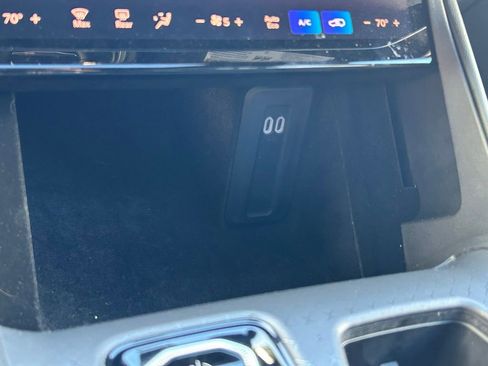 Used 2025 Jeep Wagoneer S Limited image 29