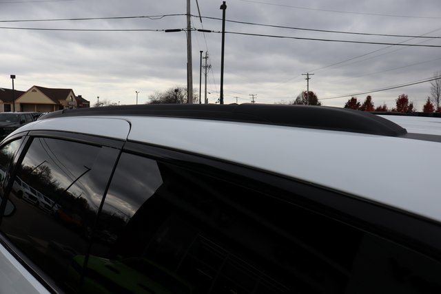 New 2026 Chrysler Pacifica Select AWD/4WD image 31