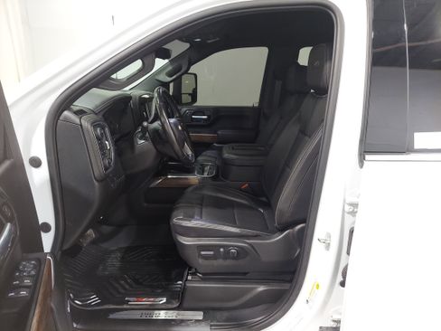 Used 2022 Chevrolet Silverado 3500 High Country w/ Z71 Off-Road Package image 14